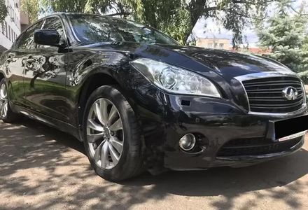 Продам Infiniti Q70 2013 года в Киеве