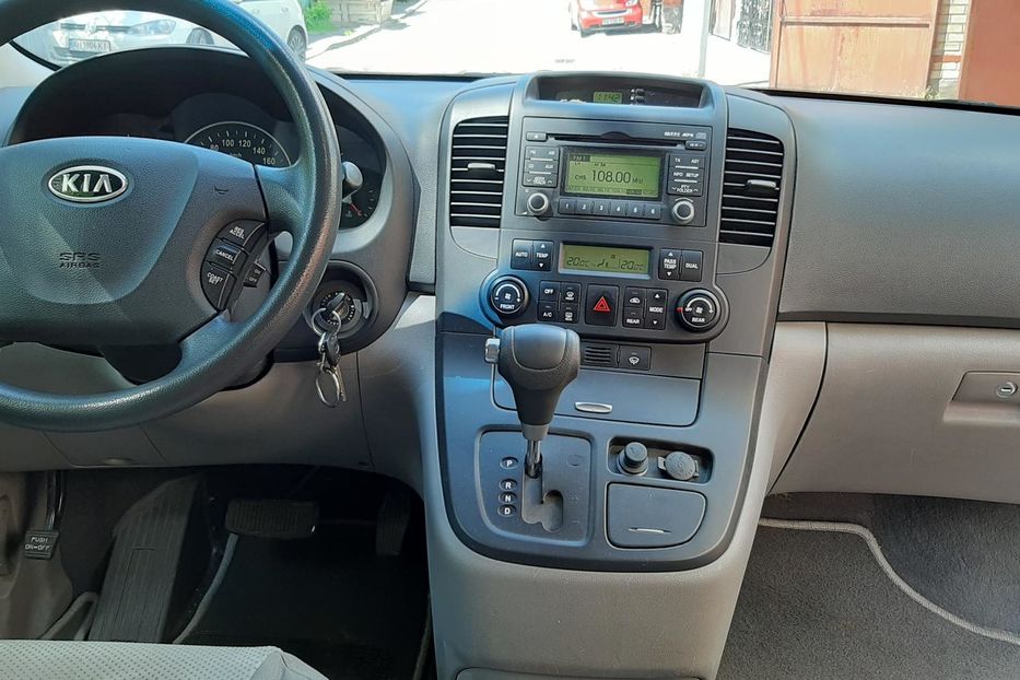 Продам Kia Carnival EX 2008 года в Киеве