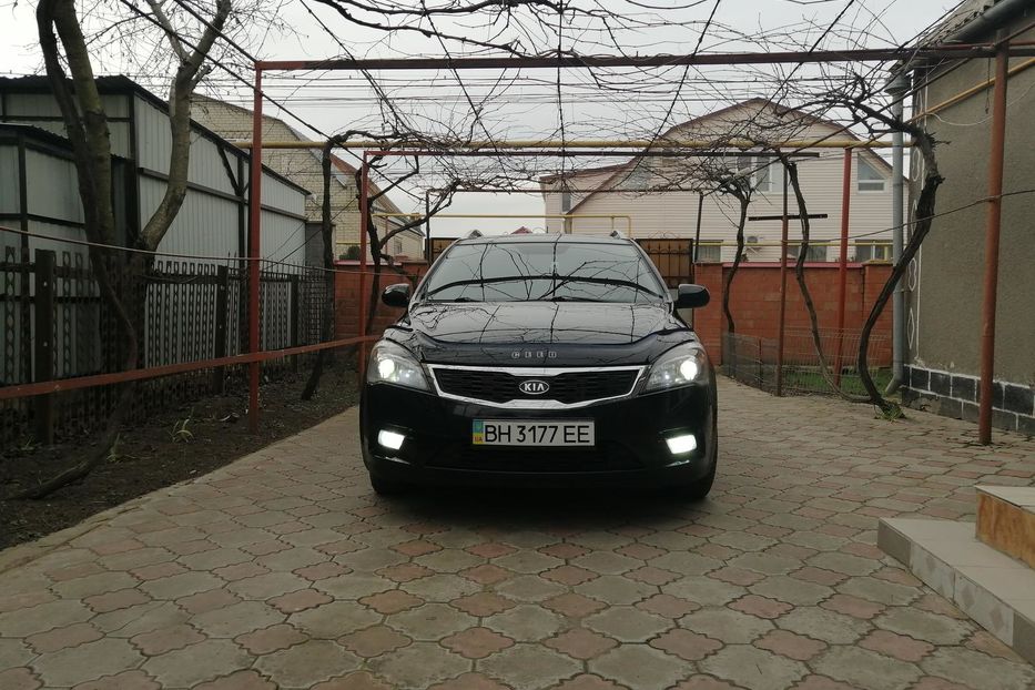 Продам Kia Ceed 2012 года в Одессе