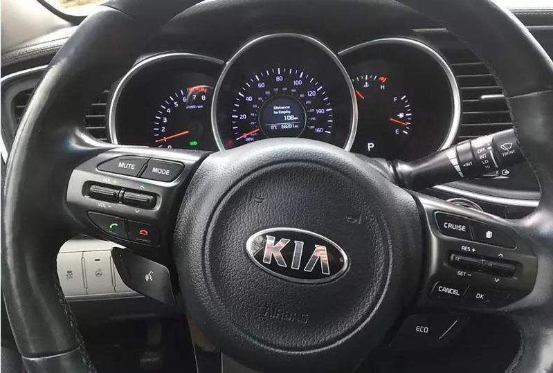 Продам Kia Optima 2014 года в Киеве