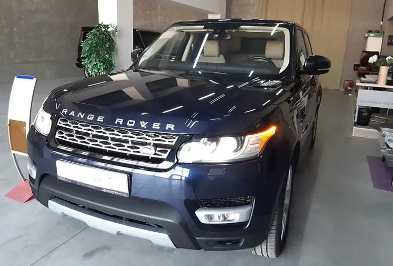 Продам Land Rover Range Rover Sport 2016 года в Киеве