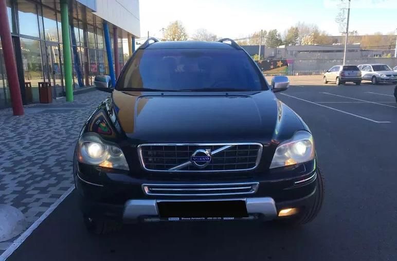 Продам Volvo XC90 2011 года в Киеве