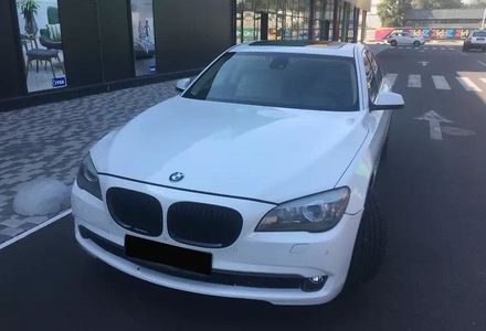 Продам BMW 740 2011 года в Киеве