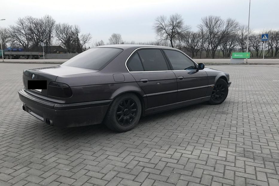 Продам BMW 740 1994 года в г. Першотравенск, Днепропетровская область