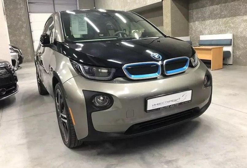 Продам BMW I3 2017 года в Киеве