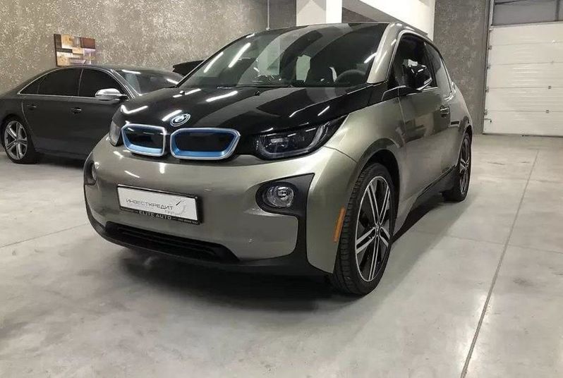 Продам BMW I3 2017 года в Киеве