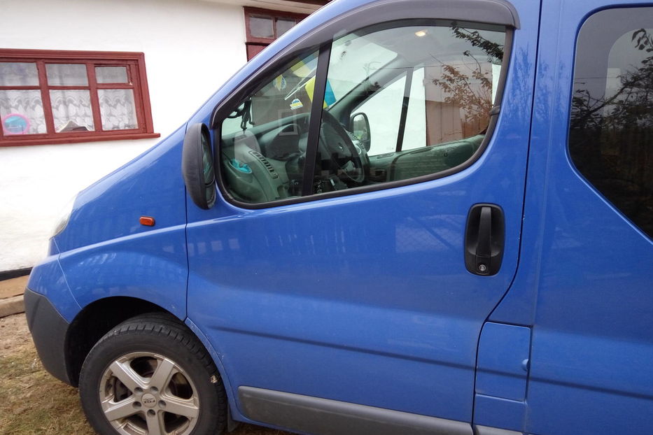 Продам Opel Vivaro пасс. 2.0 CDTI 2010 года в Киеве