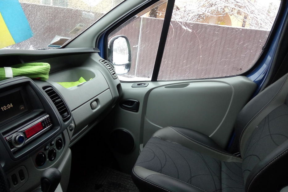 Продам Opel Vivaro пасс. 2.0 CDTI 2010 года в Киеве