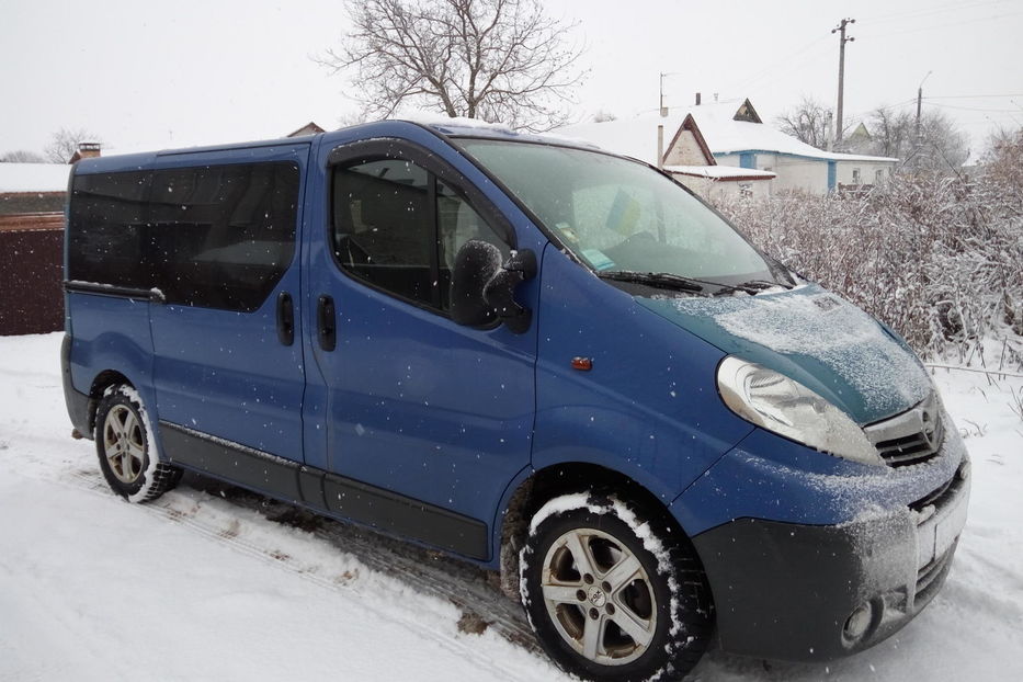 Продам Opel Vivaro пасс. 2.0 CDTI 2010 года в Киеве