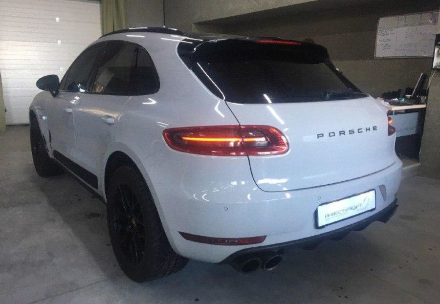 Продам Porsche Macan 2015 года в Киеве