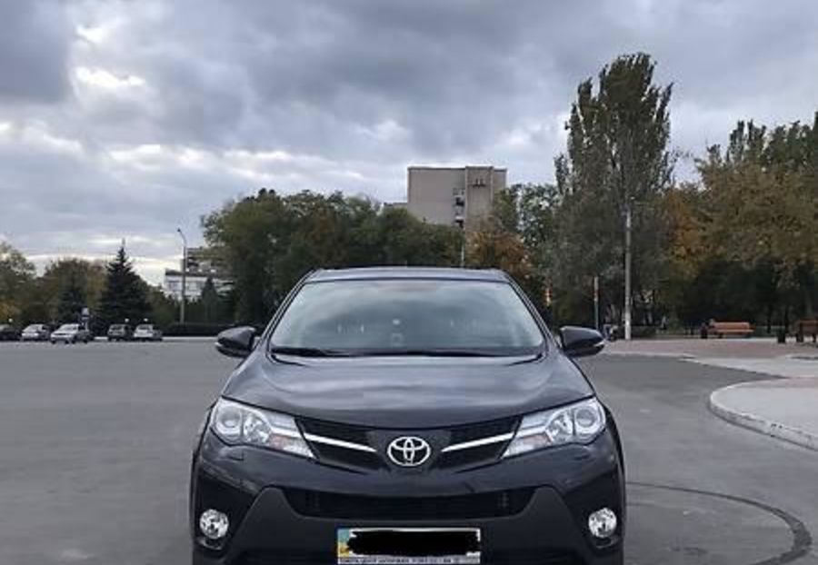 Продам Toyota Rav 4 Легковой / внедорожник  2013 года в Запорожье