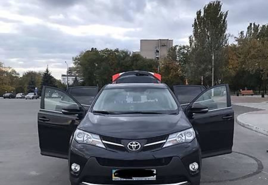 Продам Toyota Rav 4 Легковой / внедорожник  2013 года в Запорожье