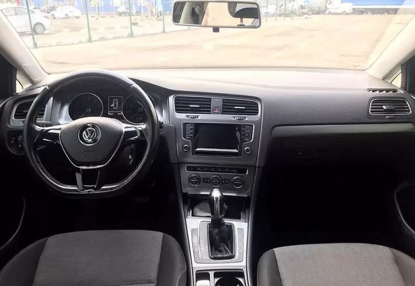 Продам Volkswagen Golf VII 2013 года в Киеве