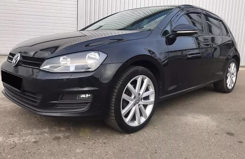 Продам Volkswagen Golf VII 2013 года в Киеве