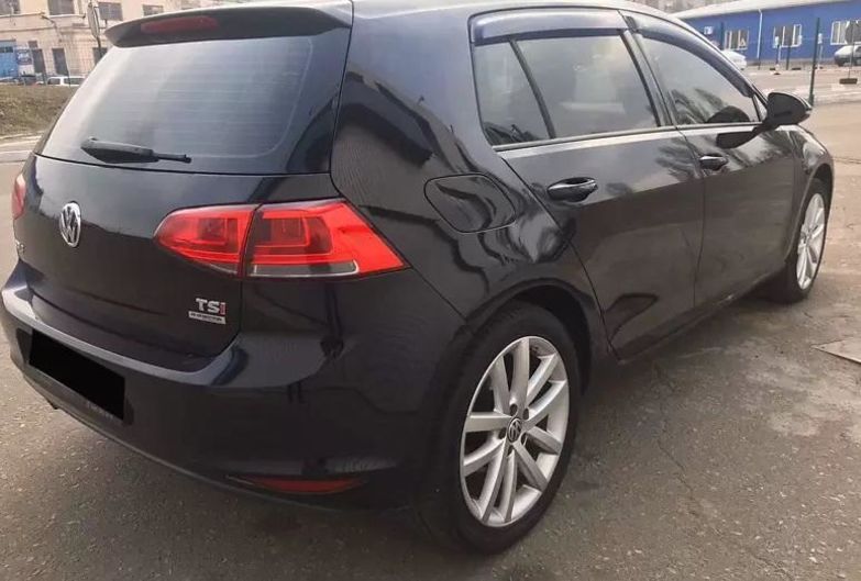 Продам Volkswagen Golf VII 2013 года в Киеве