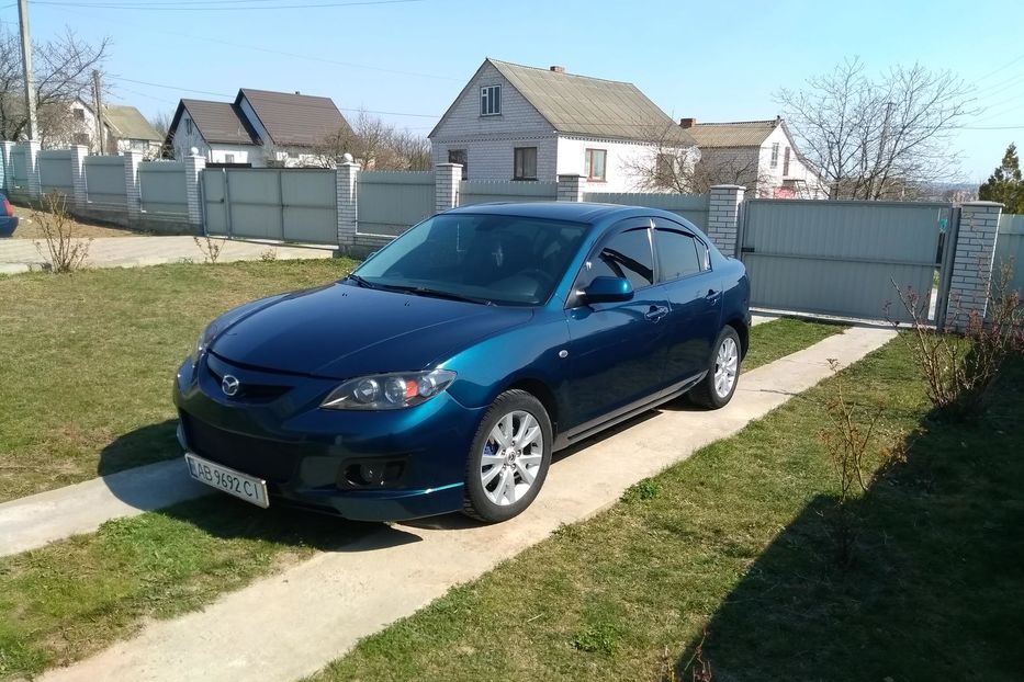 Продам Mazda 3 2008 года в г. Ладыжин, Винницкая область