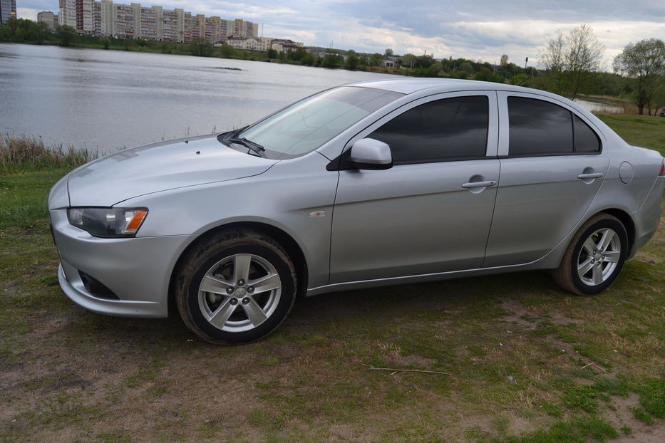 Продам Mitsubishi Lancer X 2012 года в Харькове