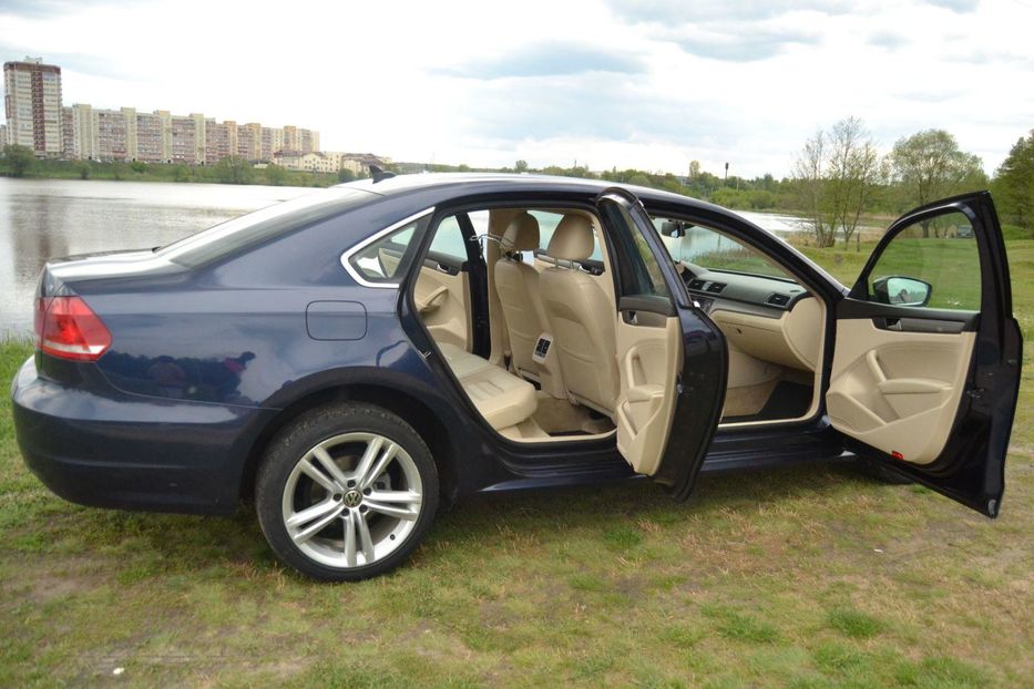 Продам Volkswagen Passat B7 2014 года в Харькове