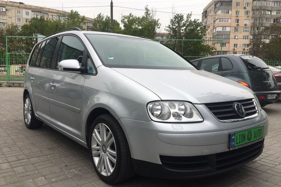 Продам Volkswagen Touran 2006 года в Одессе