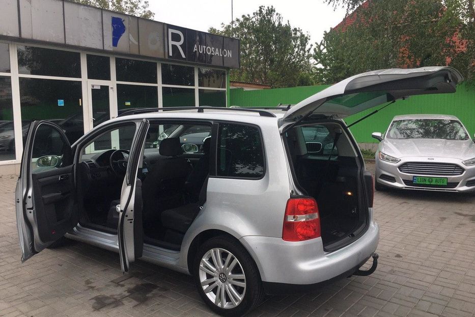 Продам Volkswagen Touran 2006 года в Одессе