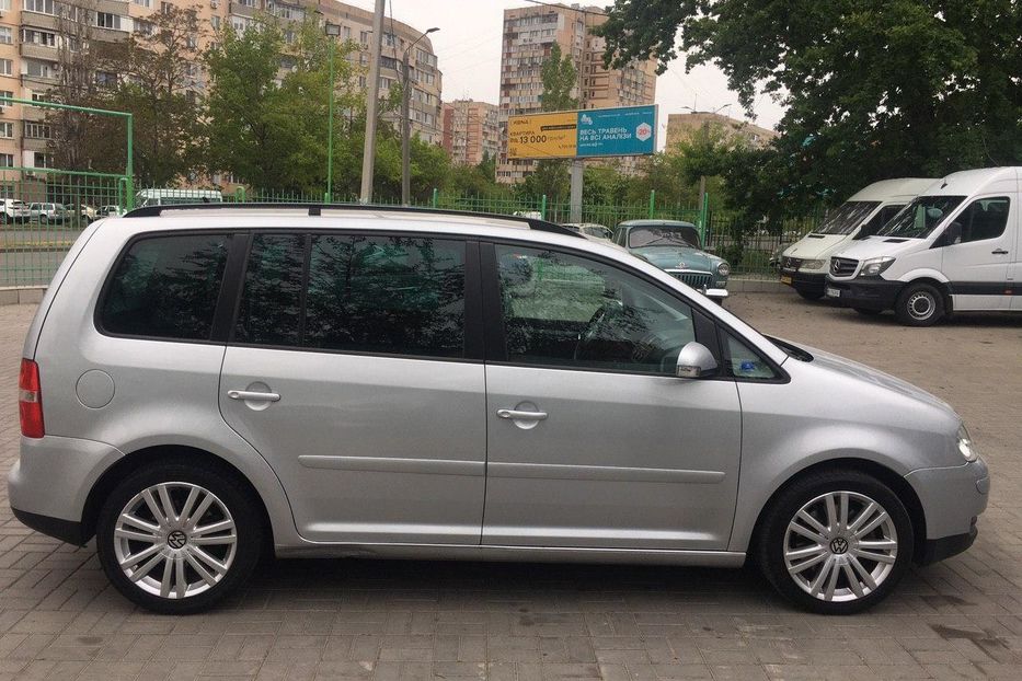 Продам Volkswagen Touran 2006 года в Одессе