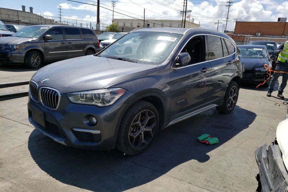 Продам BMW X1 2016 года в Киеве