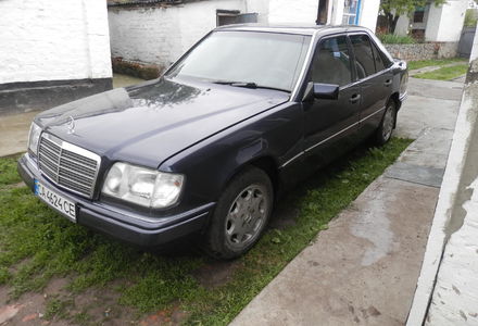 Продам Mercedes-Benz 220 1994 года в г. Маньковка, Черкасская область