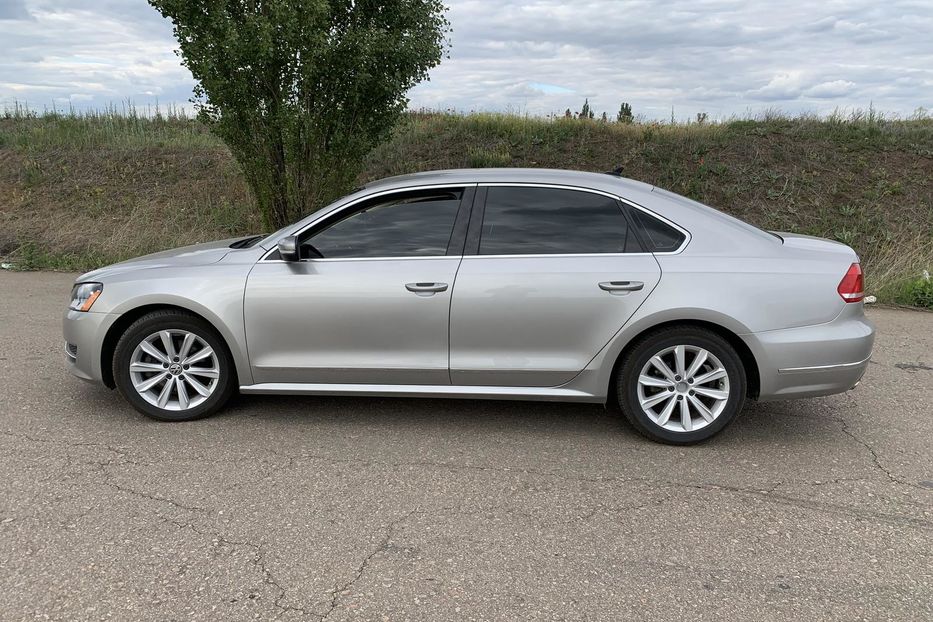 Продам Volkswagen Passat B7 2.5 SEL 2012 года в Одессе