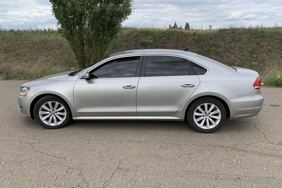 Продам Volkswagen Passat B7 2.5 SEL 2012 года в Одессе