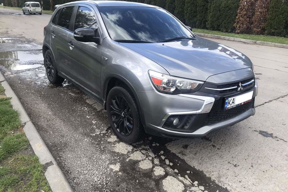 Продам Mitsubishi Outlander 2018 года в Киеве