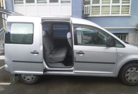 Продам Volkswagen Caddy пасс. 2008 года в Киеве