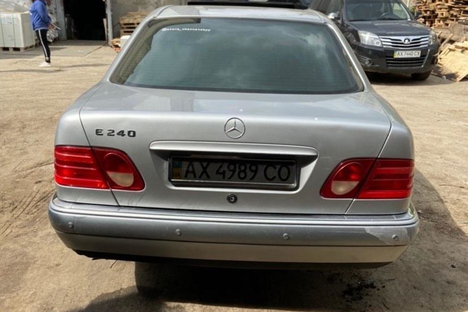Продам Mercedes-Benz E-Class 1998 года в Харькове