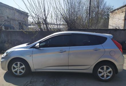 Продам Hyundai Accent  Comfort 2013 года в г. Вышгород, Киевская область