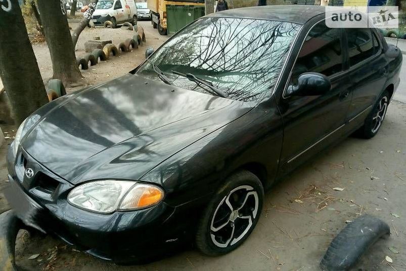 Продам Hyundai Elantra 2000 года в Днепре