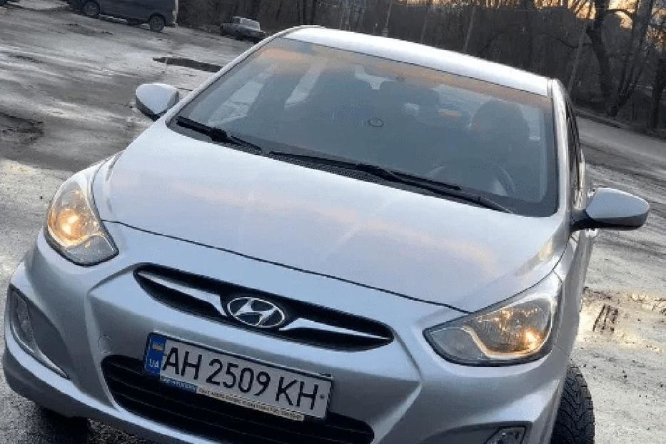 Продам Hyundai Accent  Comfort 2011 года в г. Краматорск, Донецкая область