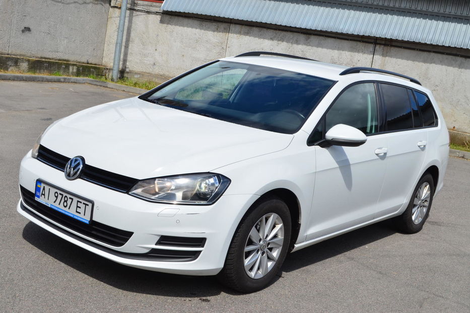 Продам Volkswagen Golf VII 2013 года в Киеве