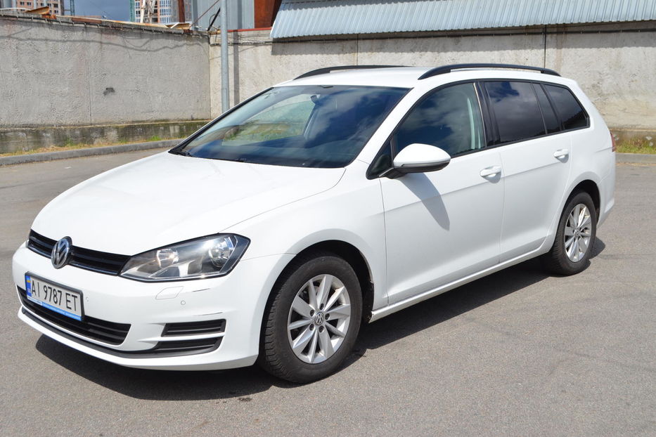 Продам Volkswagen Golf VII 2013 года в Киеве