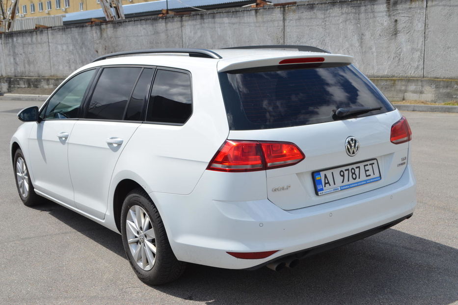 Продам Volkswagen Golf VII 2013 года в Киеве