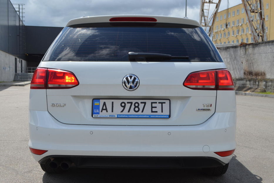 Продам Volkswagen Golf VII 2013 года в Киеве