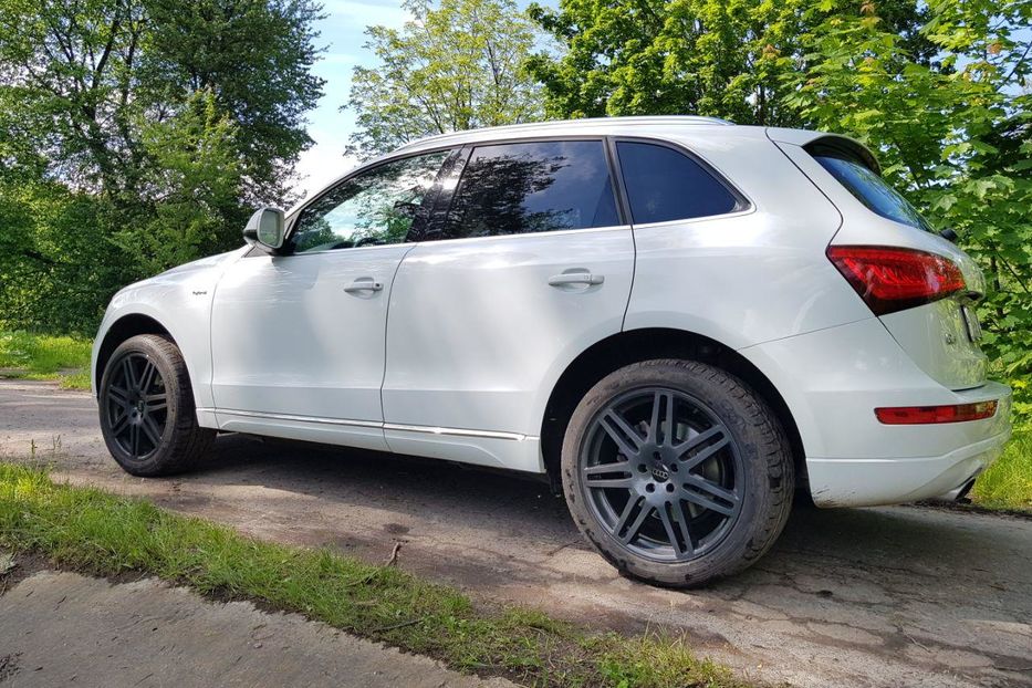 Продам Audi Q5 Hybrid 2013 года в Киеве