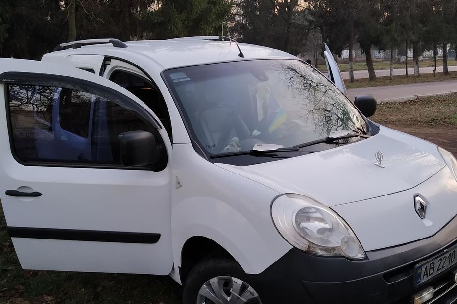 Продам Renault Kangoo пасс. 2011 года в г. Хмельник, Винницкая область