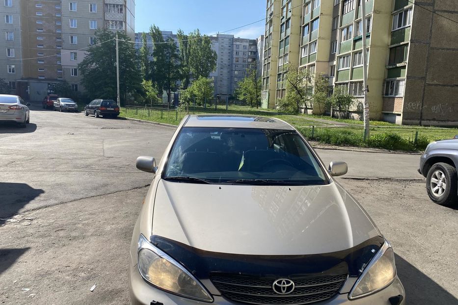 Продам Toyota Camry XLE 2002 года в Киеве