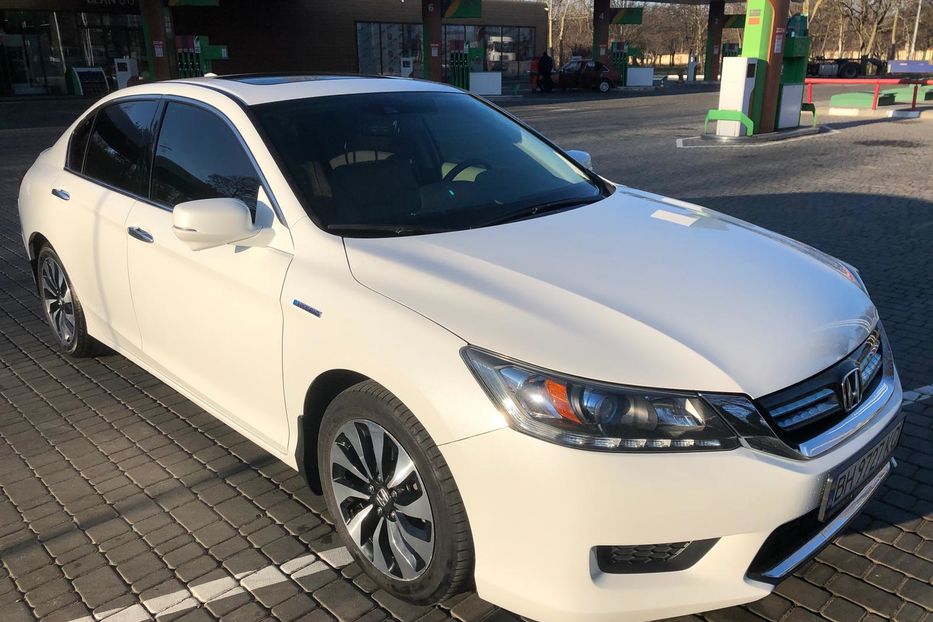 Продам Honda Accord Hybrid EXL 2014 года в Одессе