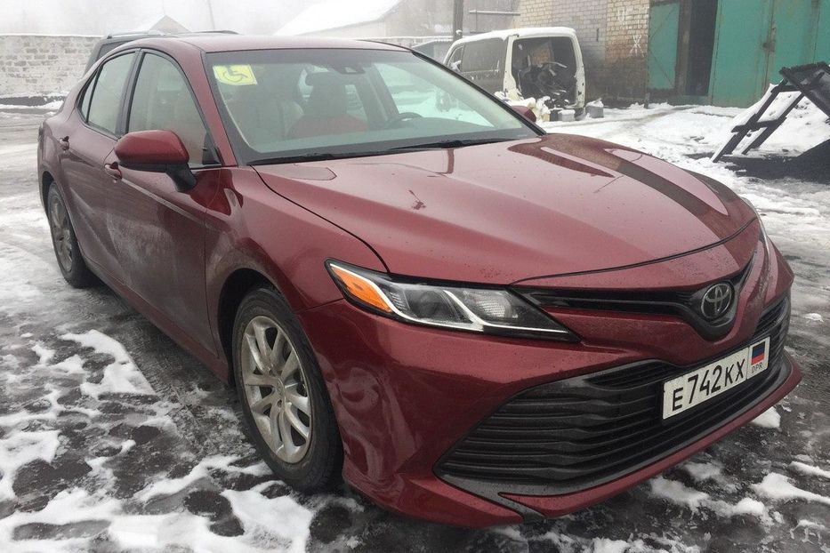 Продам Toyota Camry 2018 года в г. Снежное, Донецкая область