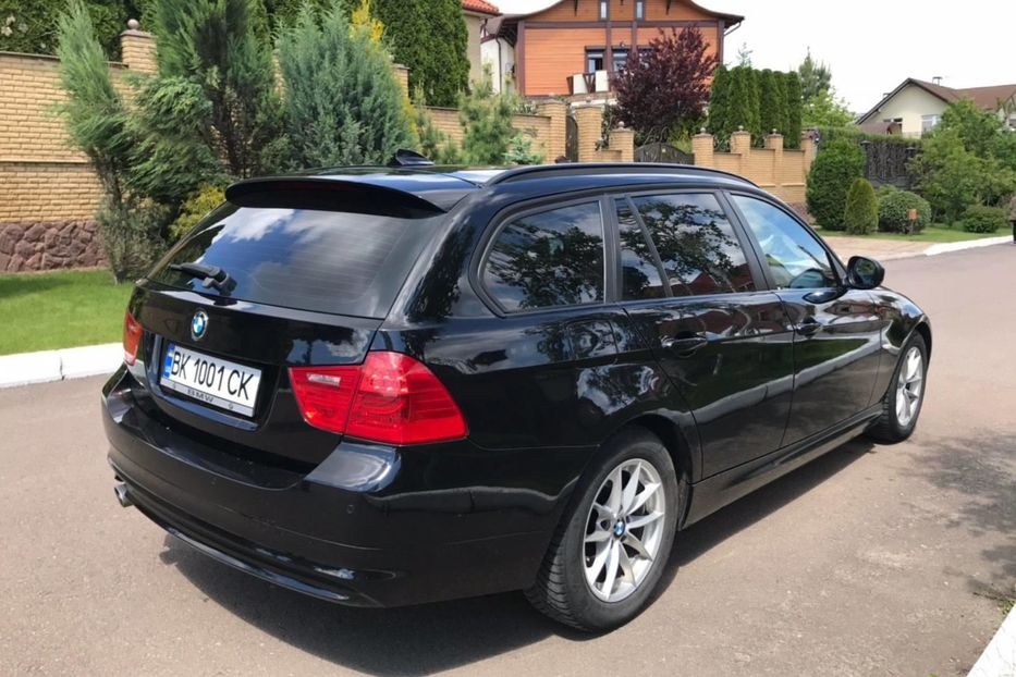 Продам BMW 320 2010 года в Ровно