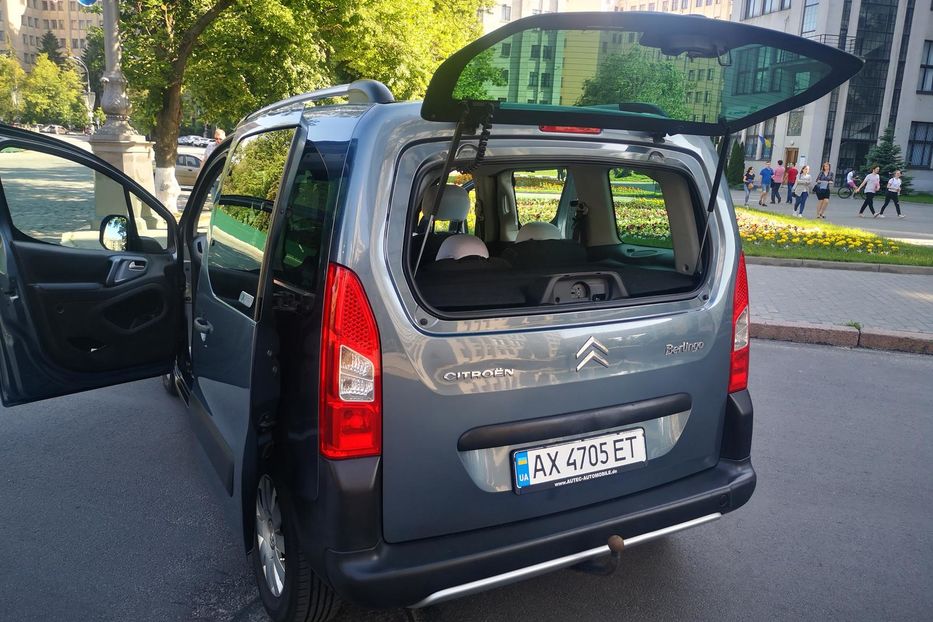 Продам Citroen Berlingo пасс. XTR 2010 года в Харькове