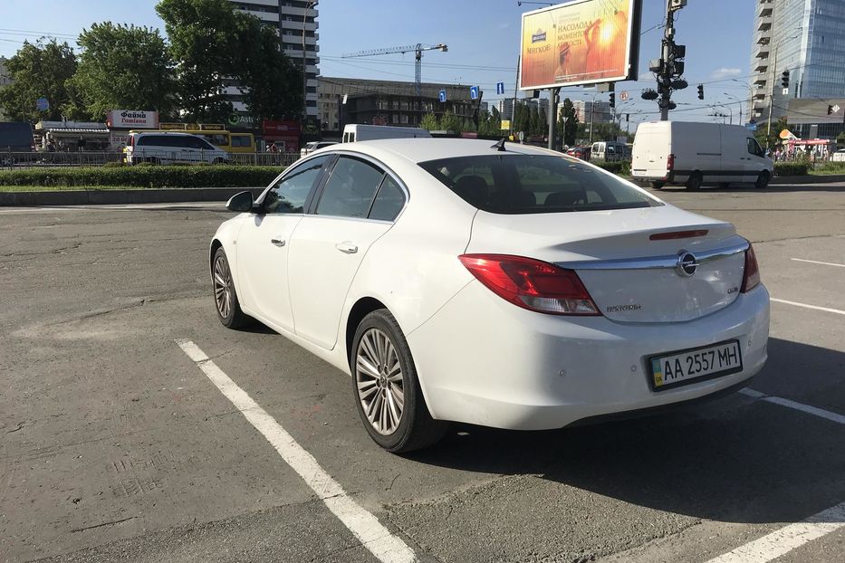 Продам Opel Insignia 2012 года в Киеве