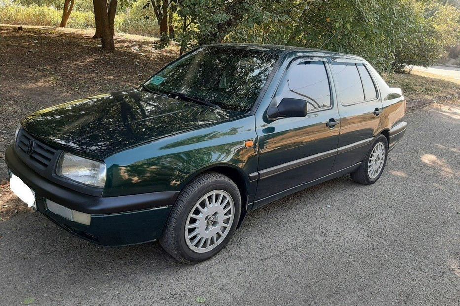 Продам Volkswagen Vento 1995 года в Харькове