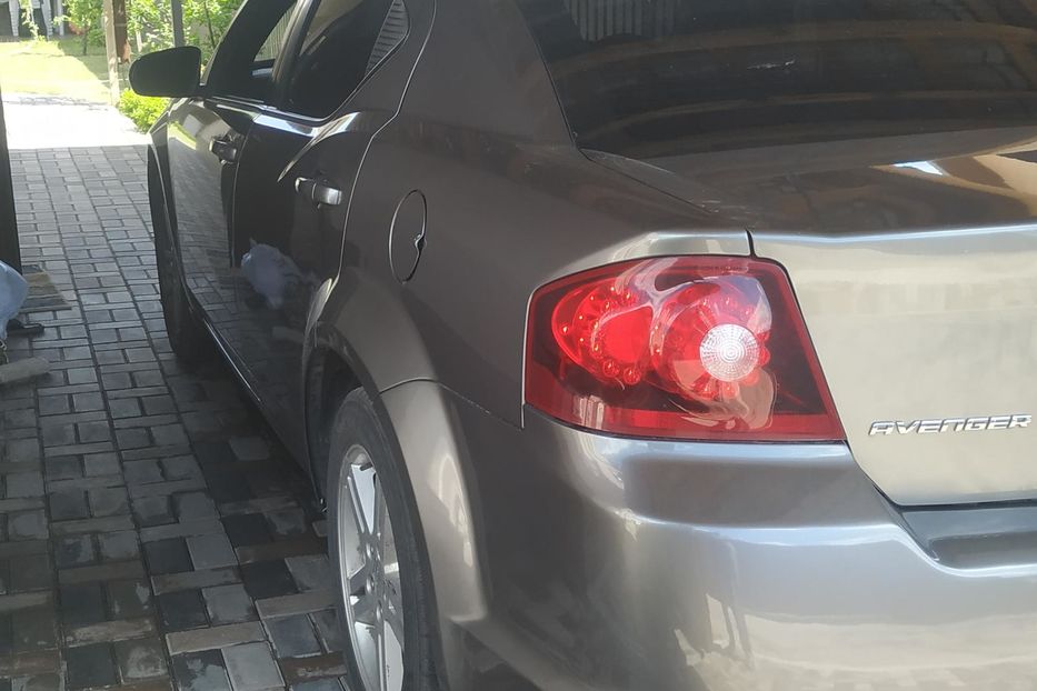 Продам Dodge Avenger SXT 2012 года в Виннице