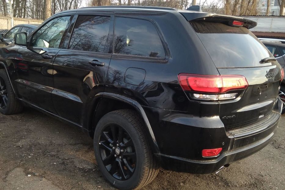 Продам Jeep Grand Cherokee NIGHT EAGLE 2019 года в Киеве